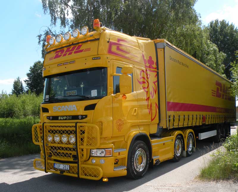 Product Image for Solskydd passar topline 4/r,hål för 5 positionsljus.