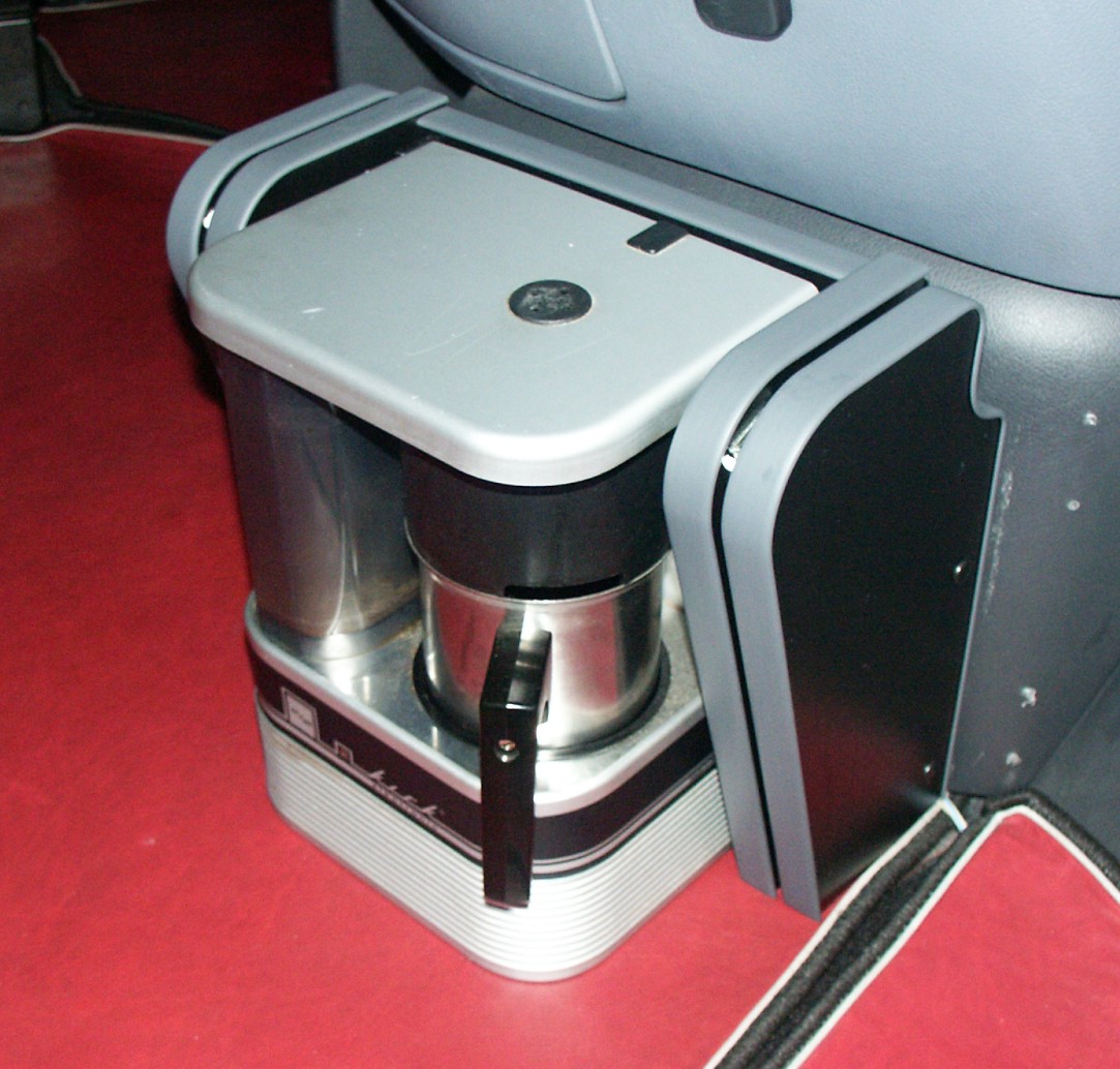 Product Image for Bord passande mb actros 03- svart.,mittbord