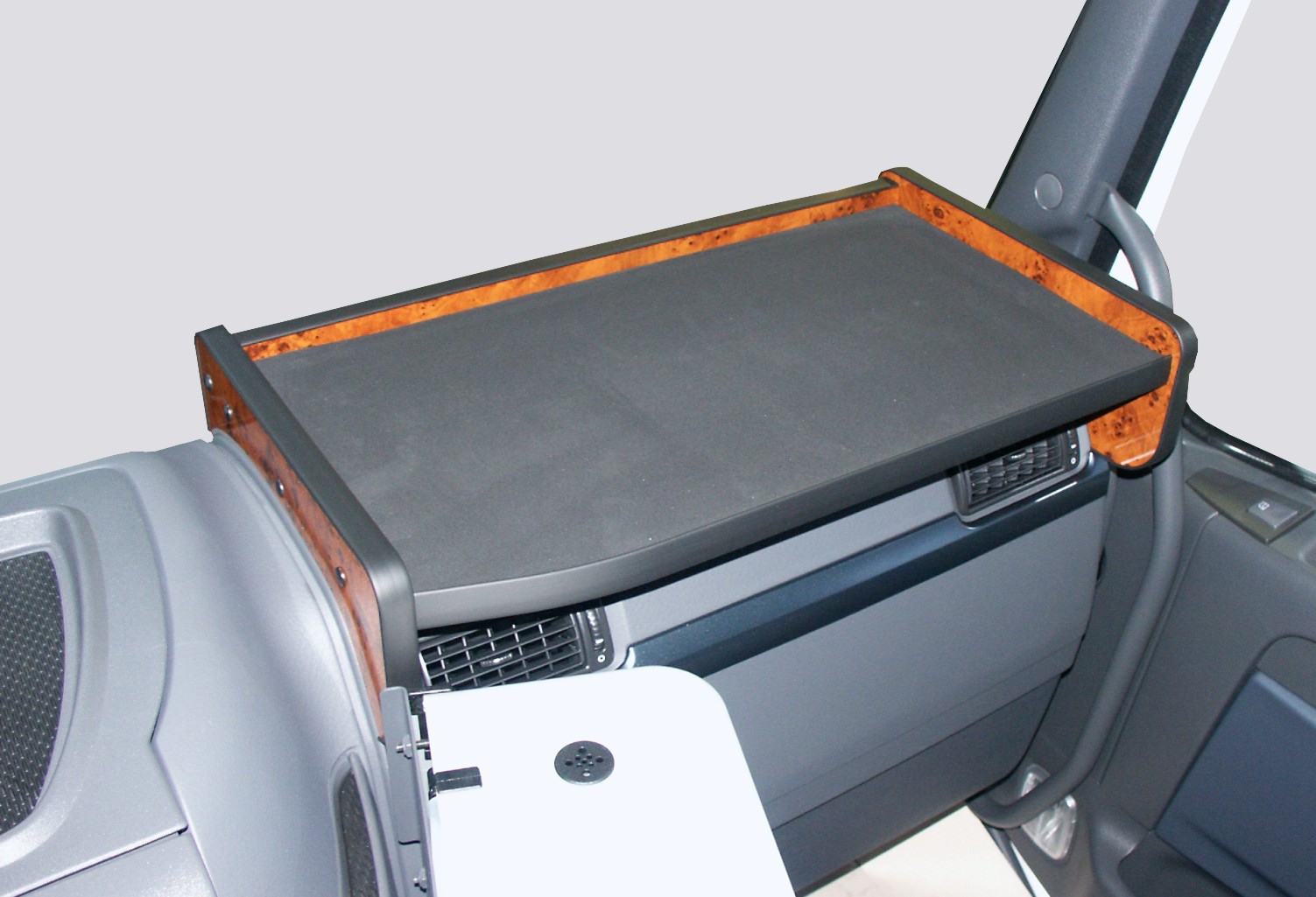Product Image for Bord passande volvo fh08- (pass),trä
