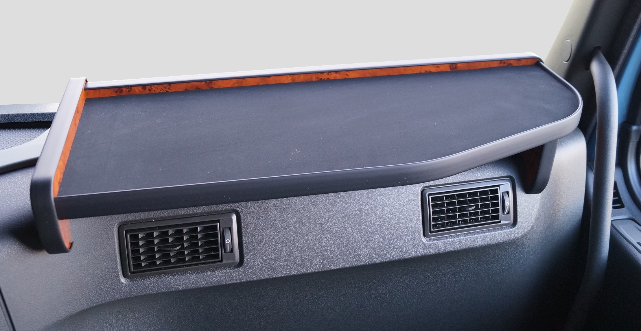 Product Image for Bord passande volvo fm/x4 (pass),trä