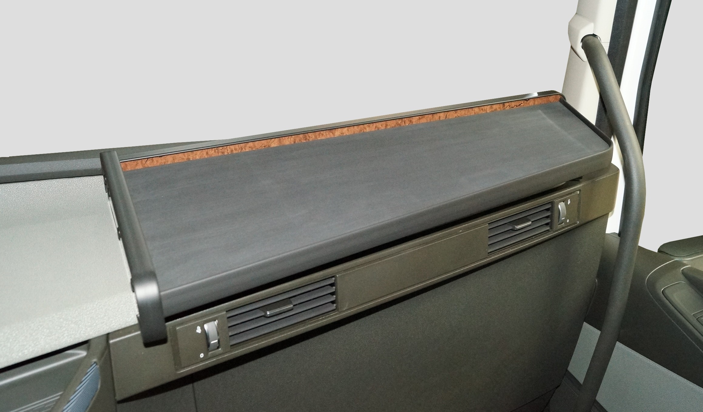 Product Image for Bord passande volvo fh5 (pass)2021,trä