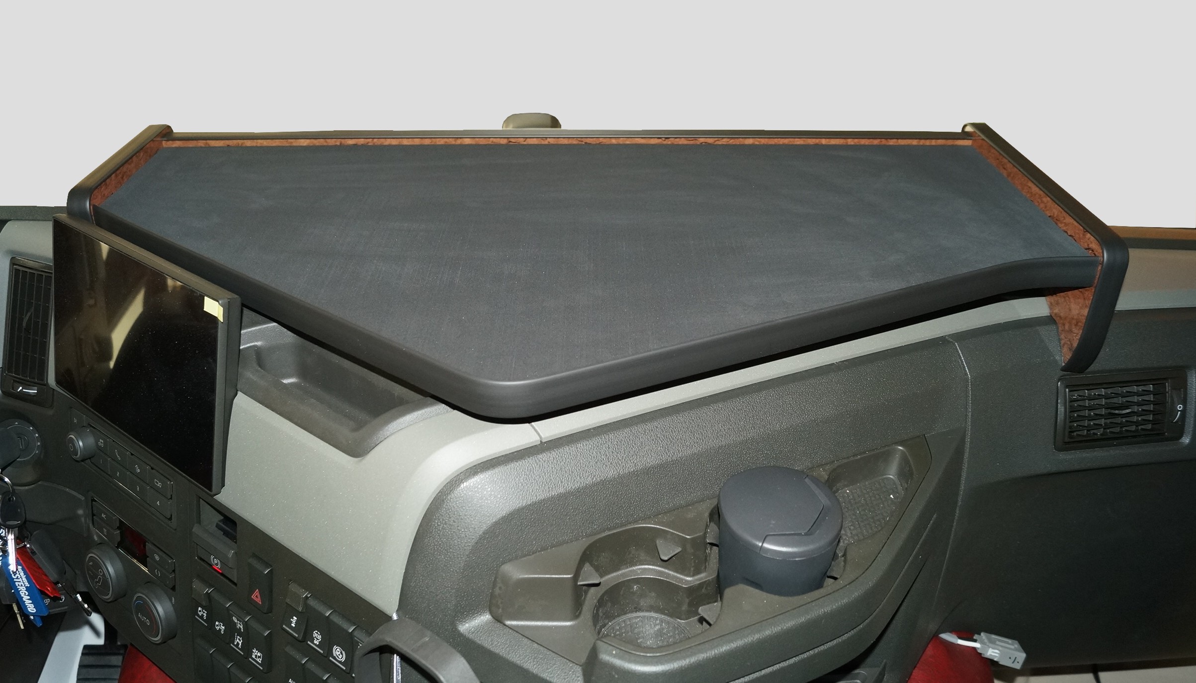 Product Image for Bord passande volvo fm/x5 förare2021,trä